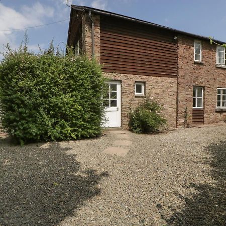 Wheelbarrow Cottage Stoke Prior  Экстерьер фото