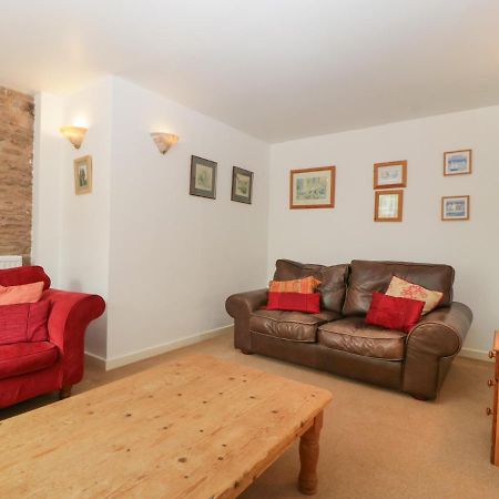 Wheelbarrow Cottage Stoke Prior  Экстерьер фото