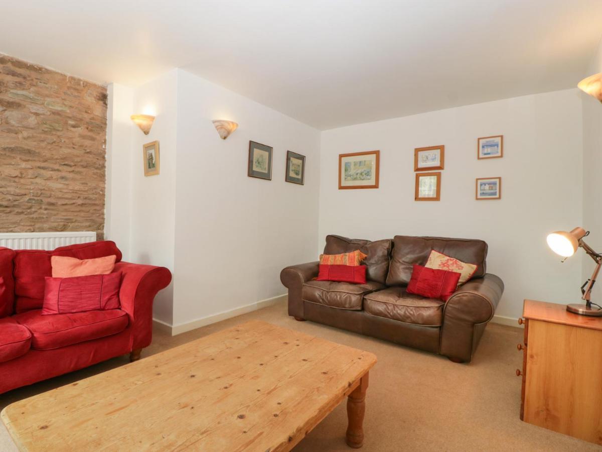 Wheelbarrow Cottage Stoke Prior  Экстерьер фото