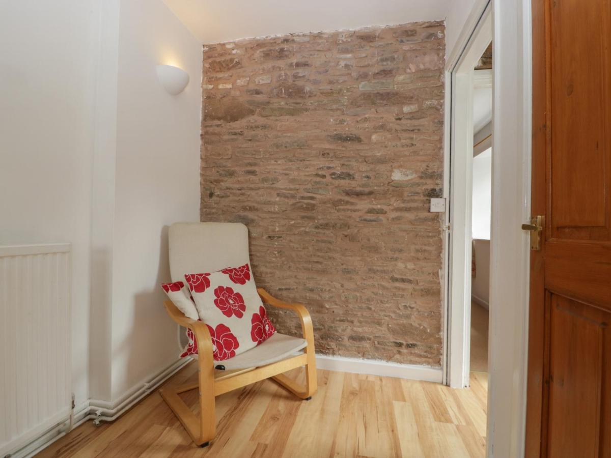 Wheelbarrow Cottage Stoke Prior  Экстерьер фото